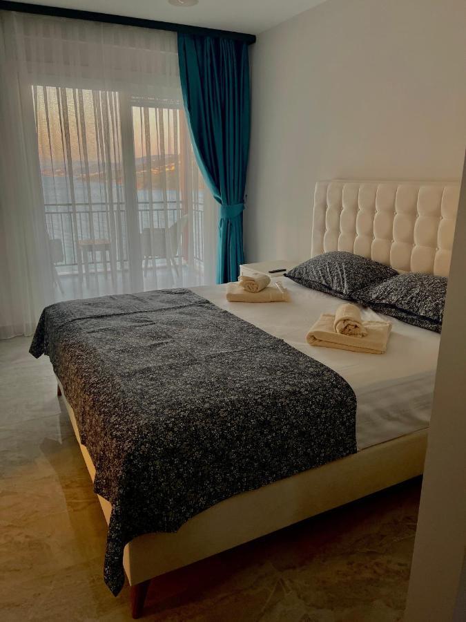 Beach Front Apartment Bogazici Exteriör bild